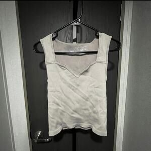 Heart neck top